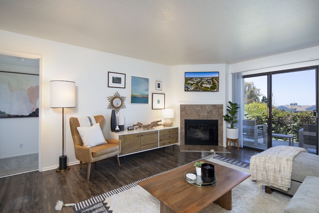 Seagate Condominium Rentals Carlsbad | 6555 Sea Gate Rd, Carlsbad, CA 92011, USA | Phone: (619) 780-3006