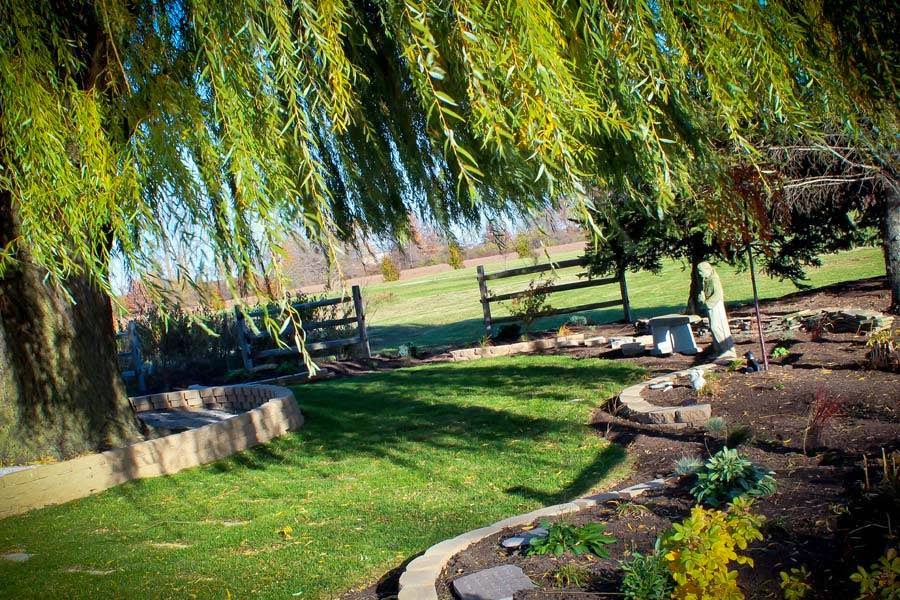 Karnik Memorial Garden - Pet Cremation | 5411 Black Rd, Waterville, OH 43566, USA | Phone: (419) 878-8888