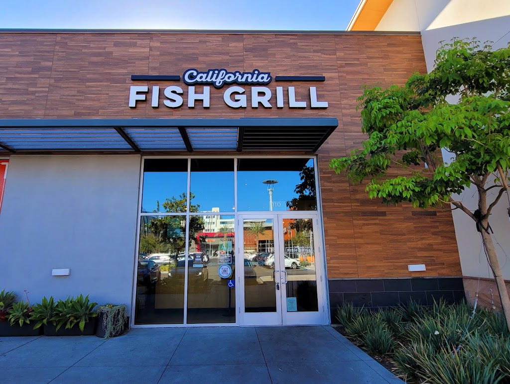 California Fish Grill | 6160 Laurel Canyon Blvd, North Hollywood, CA 91606, USA | Phone: (747) 214-0478