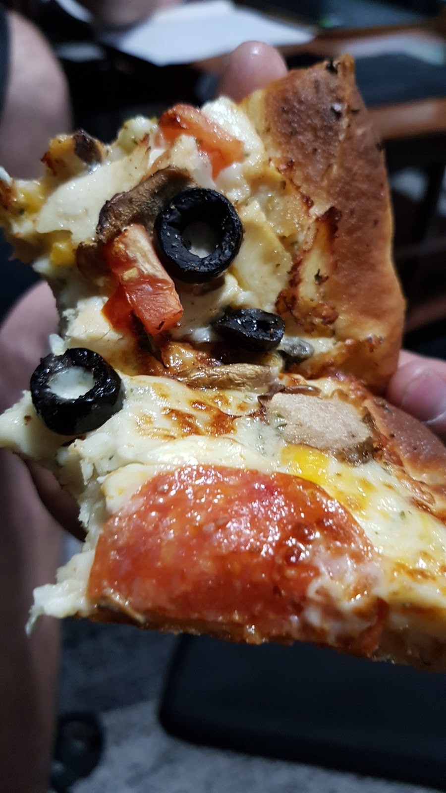 Leonardis Pizza | 8711 Greenback Ln, Orangevale, CA 95662, USA | Phone: (916) 988-4383