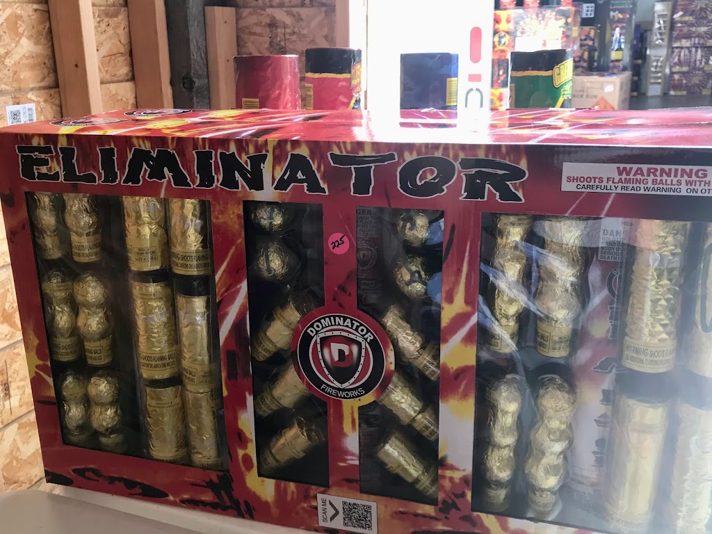 Cheapest Fireworks in Texas | 1129 Maree Dr, Waxahachie, TX 75165, USA | Phone: (214) 504-8434