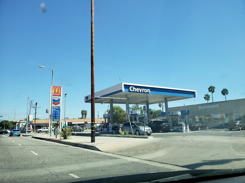 Chevron | 11000 Victory Blvd, North Hollywood, CA 91606, USA | Phone: (818) 760-3922