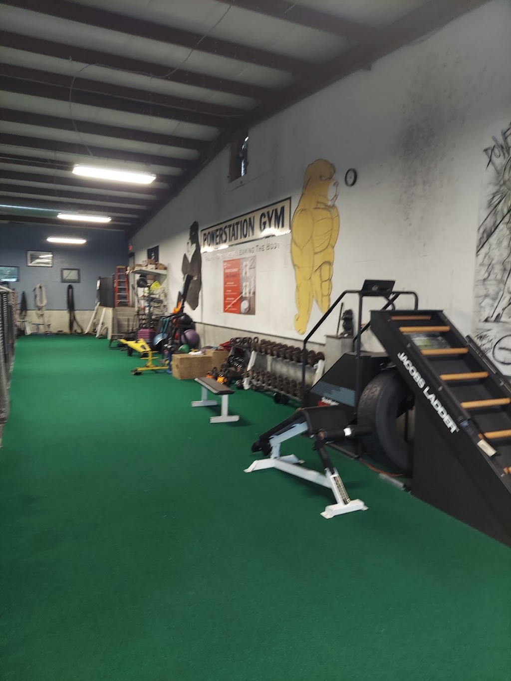 Powerstation Gym & Sports Conditioning. | 4343 S Dixie Hwy, Middletown, OH 45005, USA | Phone: (513) 425-8100
