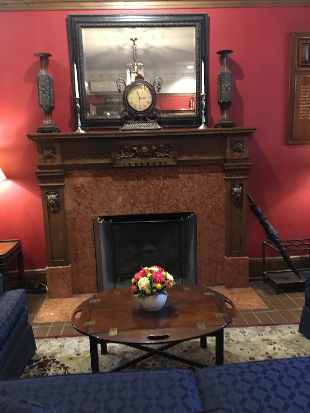 Albany Club | 91 King St E, Toronto, ON M5C 1G3, Canada | Phone: (416) 364-5471