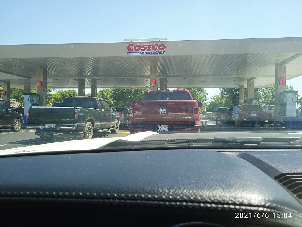 Costco Gas Station | 1405 W Cameron Ave, Visalia, CA 93277, USA | Phone: (559) 732-5839