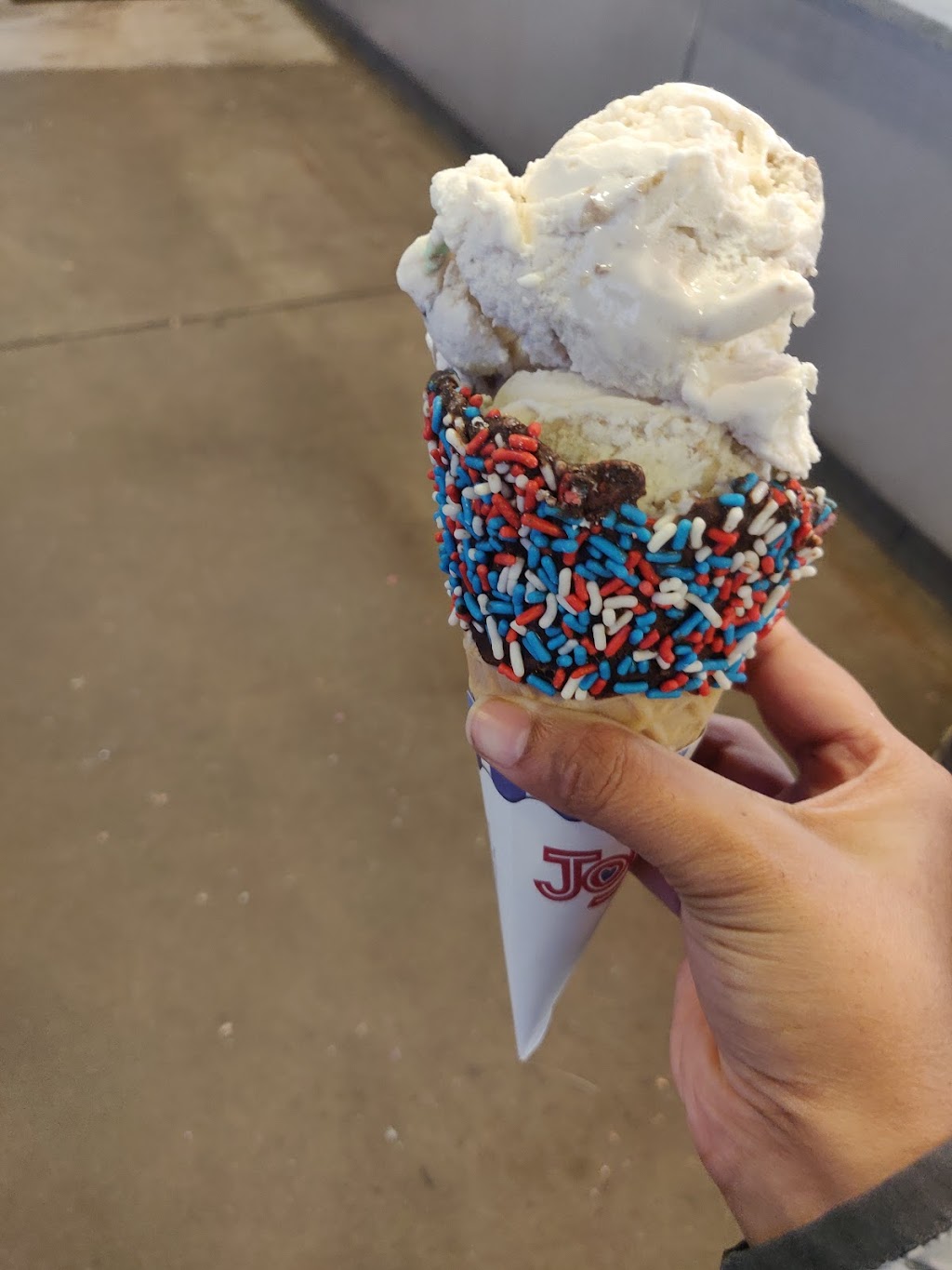 Andersons Frozen Custard | 2235 Sheridan Dr, Kenmore, NY 14223, USA | Phone: (716) 875-5952