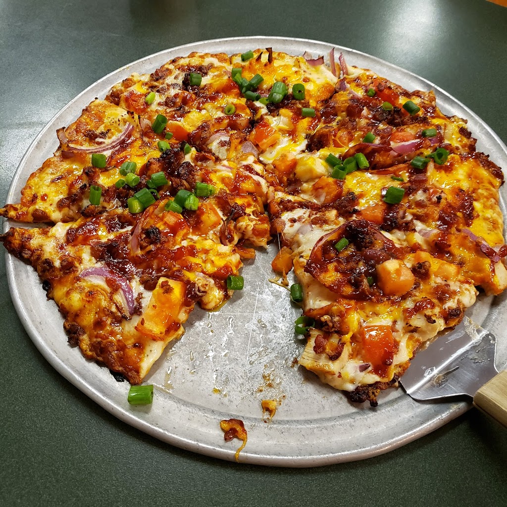 Round Table Pizza | 16108 Ash Way #115, Lynnwood, WA 98087 | Phone: (425) 745-4561