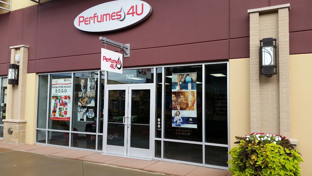 Perfumes 4U | 18527 Outlet Blvd Suite 742, Chesterfield, MO 63005, USA | Phone: (636) 778-9953
