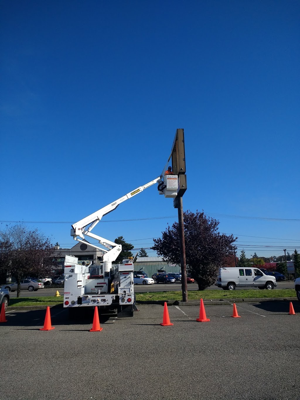 Low Cost Sign & Lighting Repair LLC | 868 105th St S, Tacoma, WA 98444, USA | Phone: (253) 304-3857