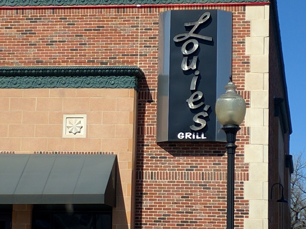 Louies Grill & Bar | 1389 E 15th St, Edmond, OK 73013, USA | Phone: (405) 340-8700