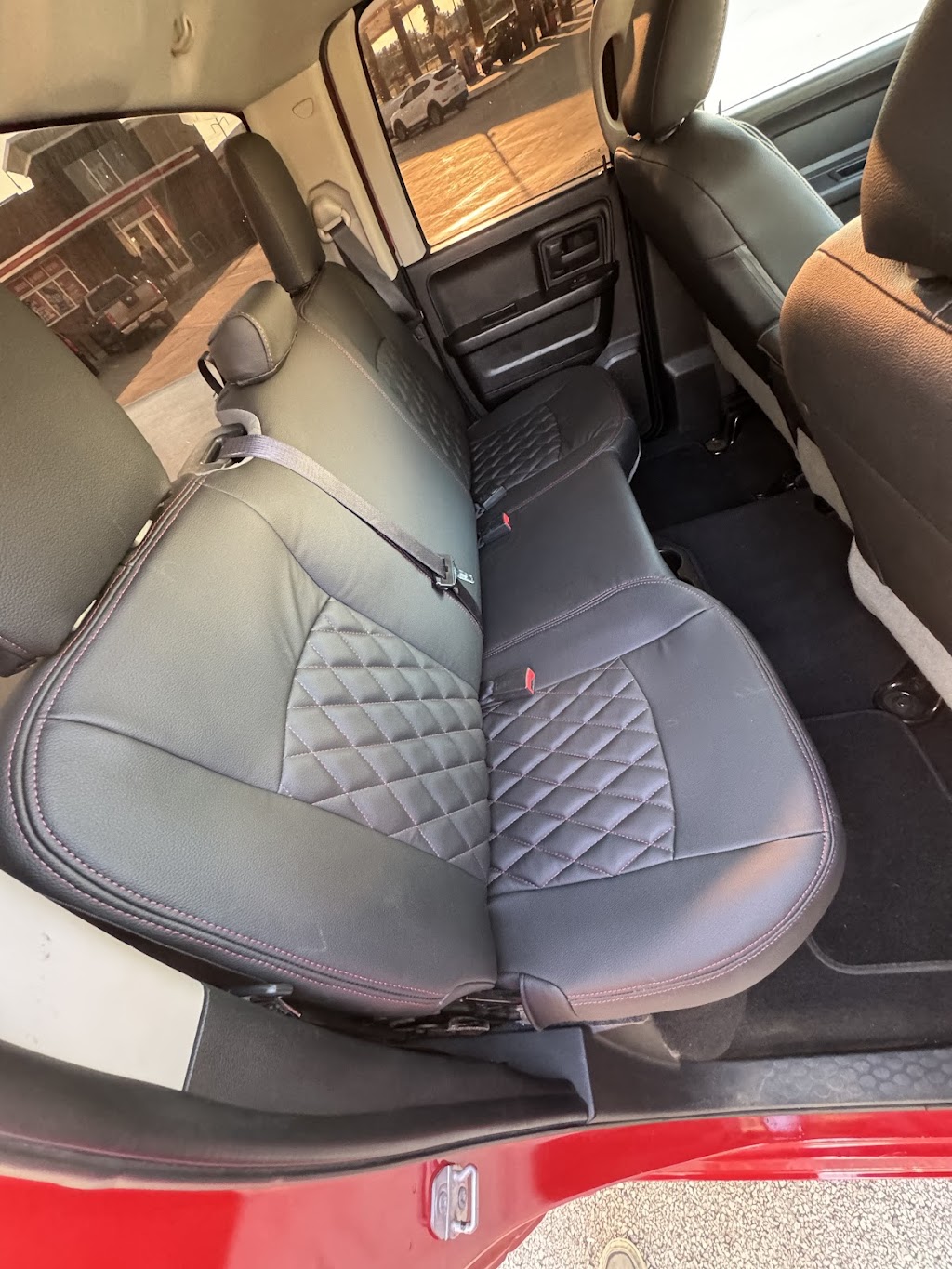 G & L Upholstery | 5600 River Oaks Blvd, River Oaks, TX 76114, USA | Phone: (682) 788-0238