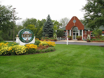 Singleton Smiles | 1081 N Ann Arbor St, Saline, MI 48176, USA | Phone: (734) 429-7415