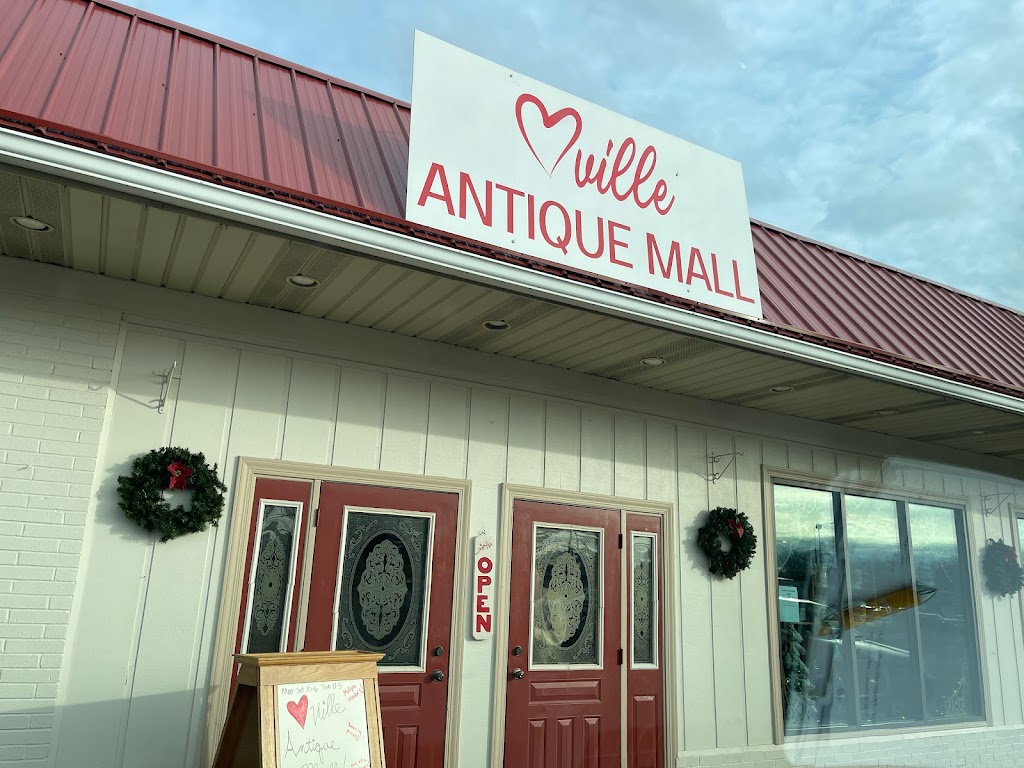 Hartville Antique Mall | 238 Kent Ave NE, Hartville, OH 44632, USA | Phone: (330) 587-2001