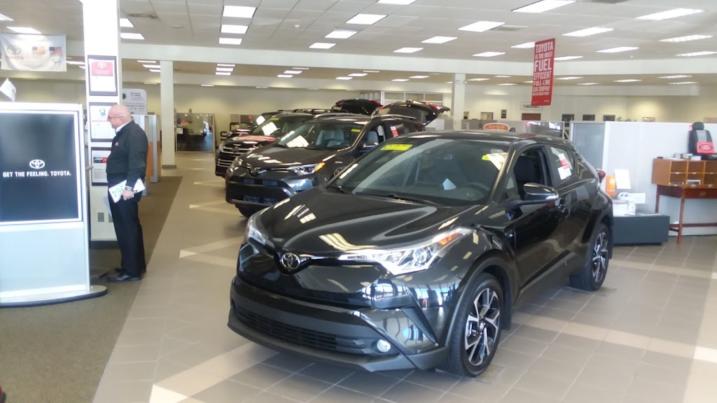 Modern Toyota | 3178 Peters Creek Pkwy, Winston-Salem, NC 27127, USA | Phone: (336) 785-3100