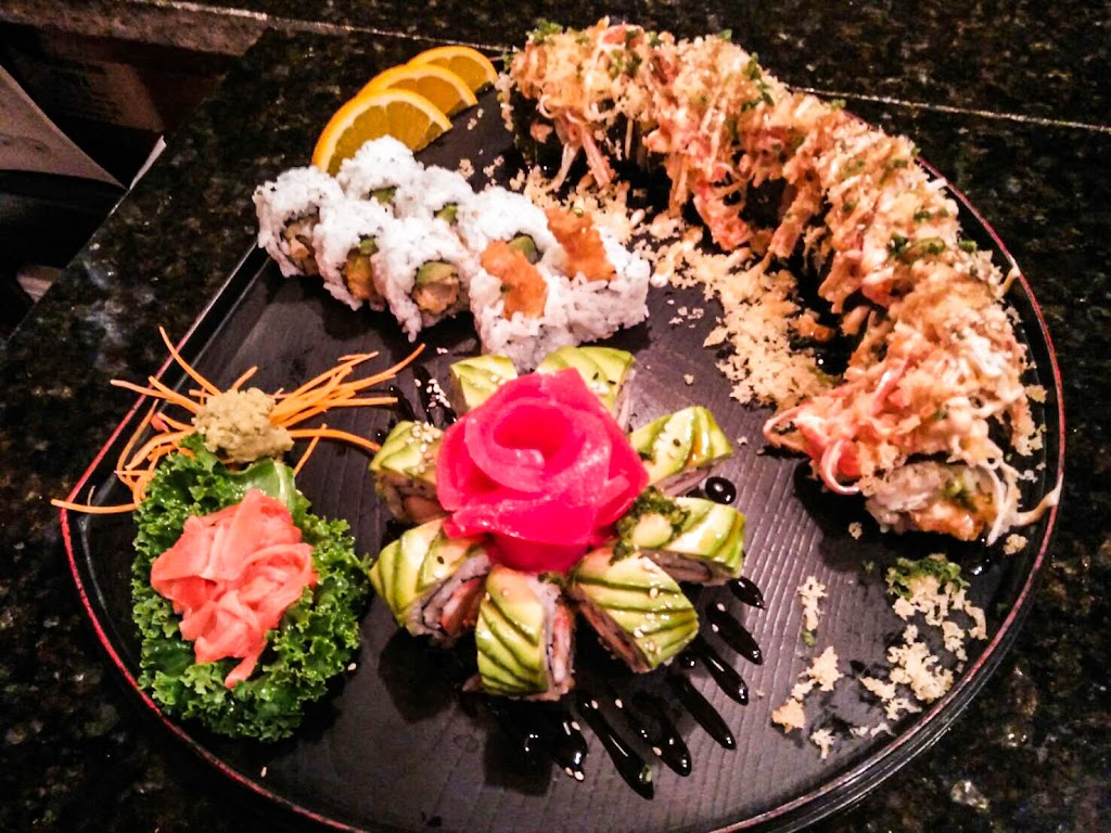 Hideko 2 Sushi-Thai Restaurant | 7646 Lockwood Ridge Rd #4962, Sarasota, FL 34243 | Phone: (941) 312-5296