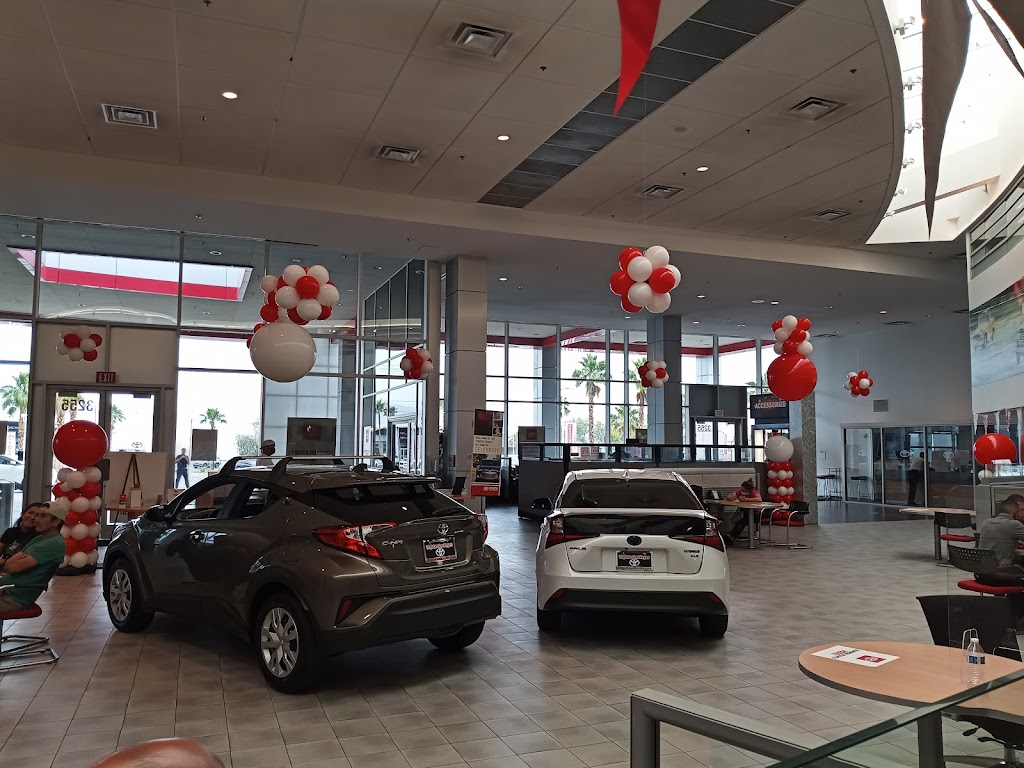 David Wilsons Toyota of Las Vegas | 3255 E Sahara Ave, Las Vegas, NV 89104, USA | Phone: (833) 548-2394