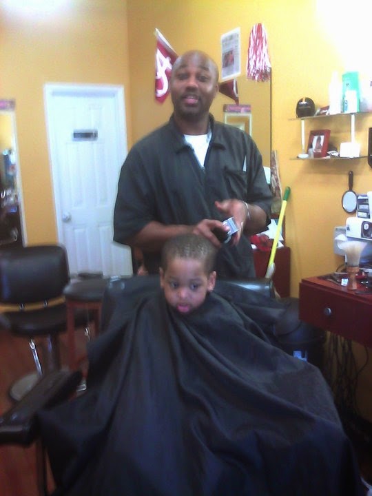 Reggie Lamar Barbershop | 8429 1st Ave N, Birmingham, AL 35206, USA | Phone: (205) 305-9690