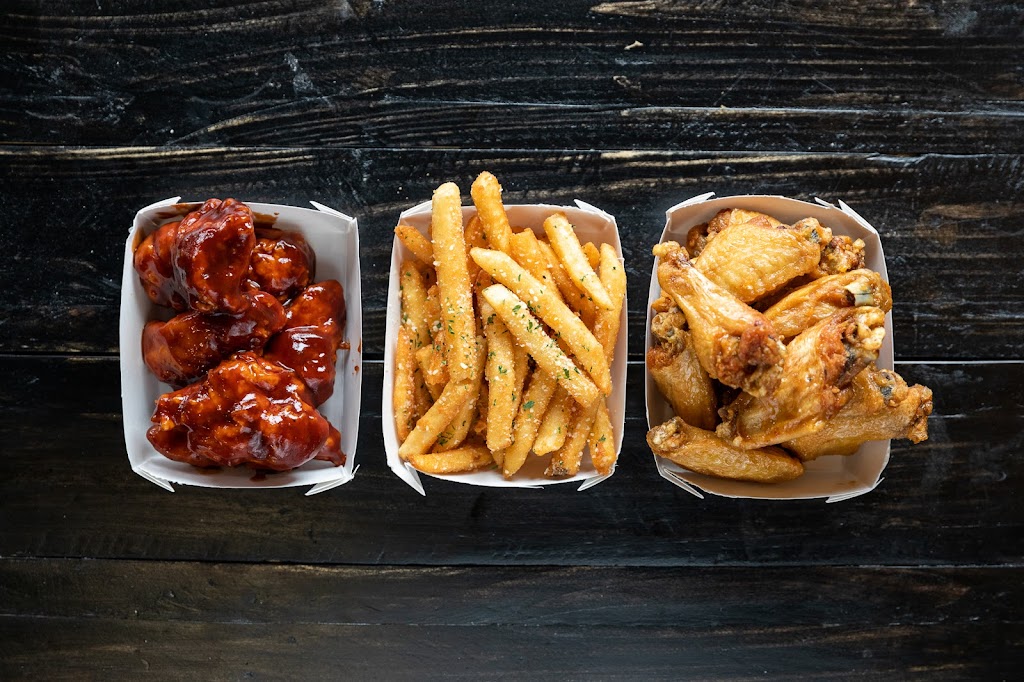 Wing Snob | 1001 Welch Rd #102, Commerce Charter Twp, MI 48390, USA | Phone: (248) 218-9464