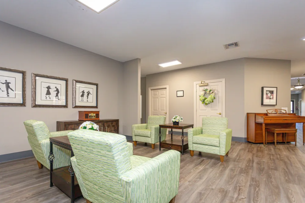 Bridgewater Memory Care | 900 Autumn Ridge Dr, Granbury, TX 76048, USA | Phone: (817) 573-7720