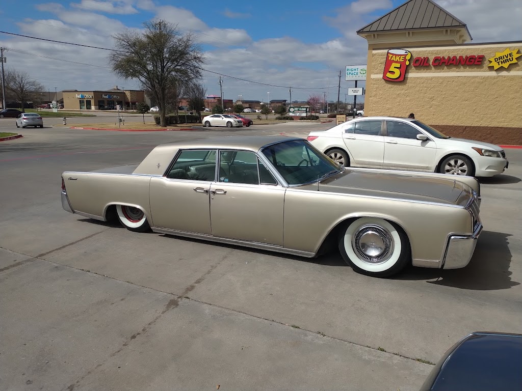 Kwik Kar Lube & Wash in 211 W Farm To Market 544, Murphy, TX 75094, USA