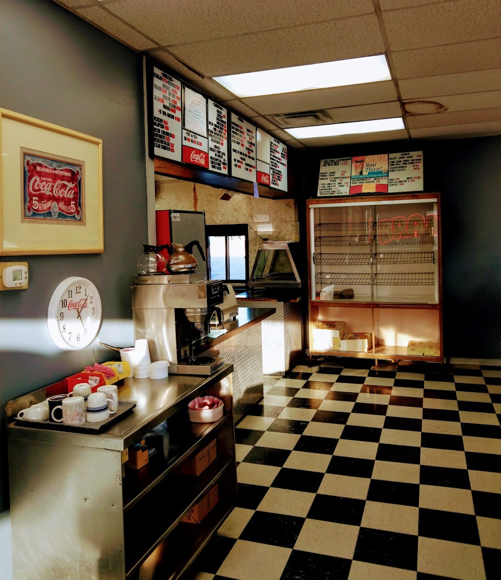 Brandys Drive-In | 100 N Main St, Fairfax, OK 74637, USA | Phone: (918) 642-3302