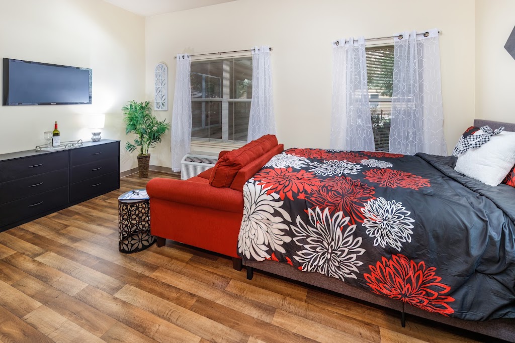 Prestige Senior Living at Mira Loma | 2520 Wigwam Pkwy, Henderson, NV 89074, USA | Phone: (702) 260-8400