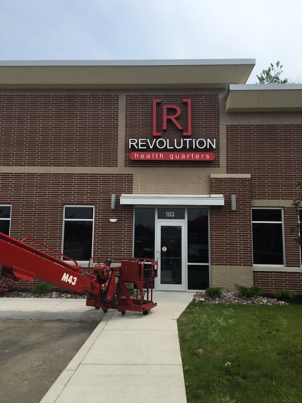 Revolution Healthquarters - Weight Loss | 6045 Transit Rd #103, East Amherst, NY 14051, USA | Phone: (716) 402-7010