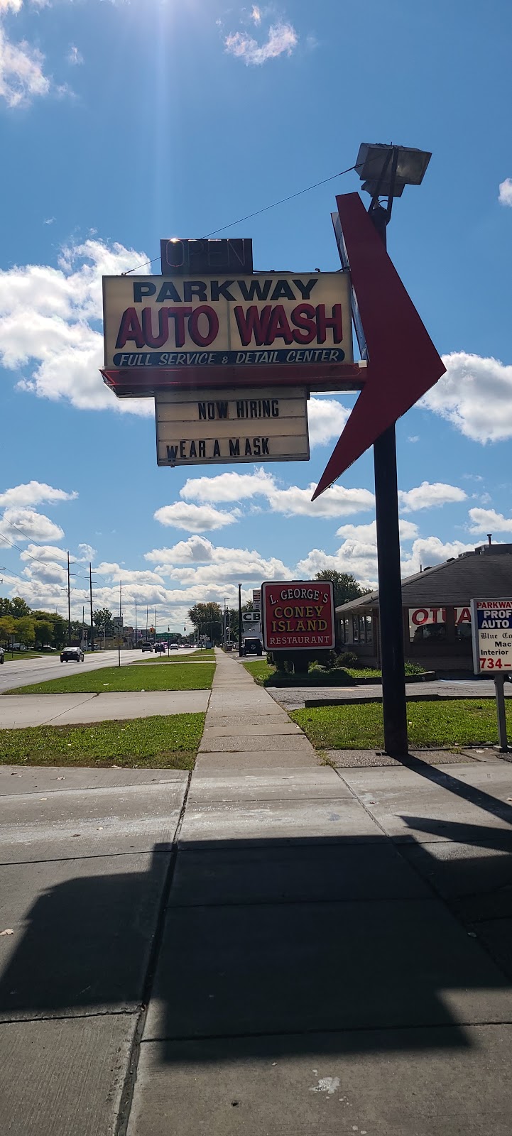 Parkway Auto Wash | 7345 N Middlebelt Rd, Westland, MI 48185, USA | Phone: (734) 425-4120