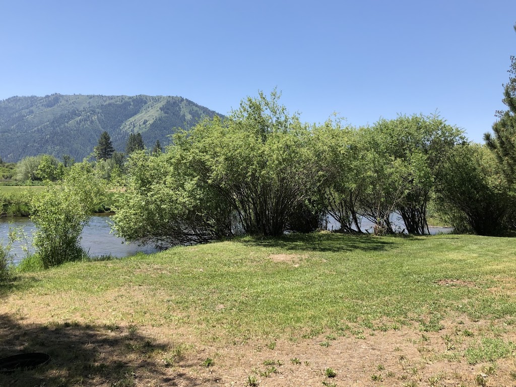 Middle Fork Campground | 1019 Old Crouch Rd, Garden Valley, ID 83622, USA | Phone: (208) 867-7266