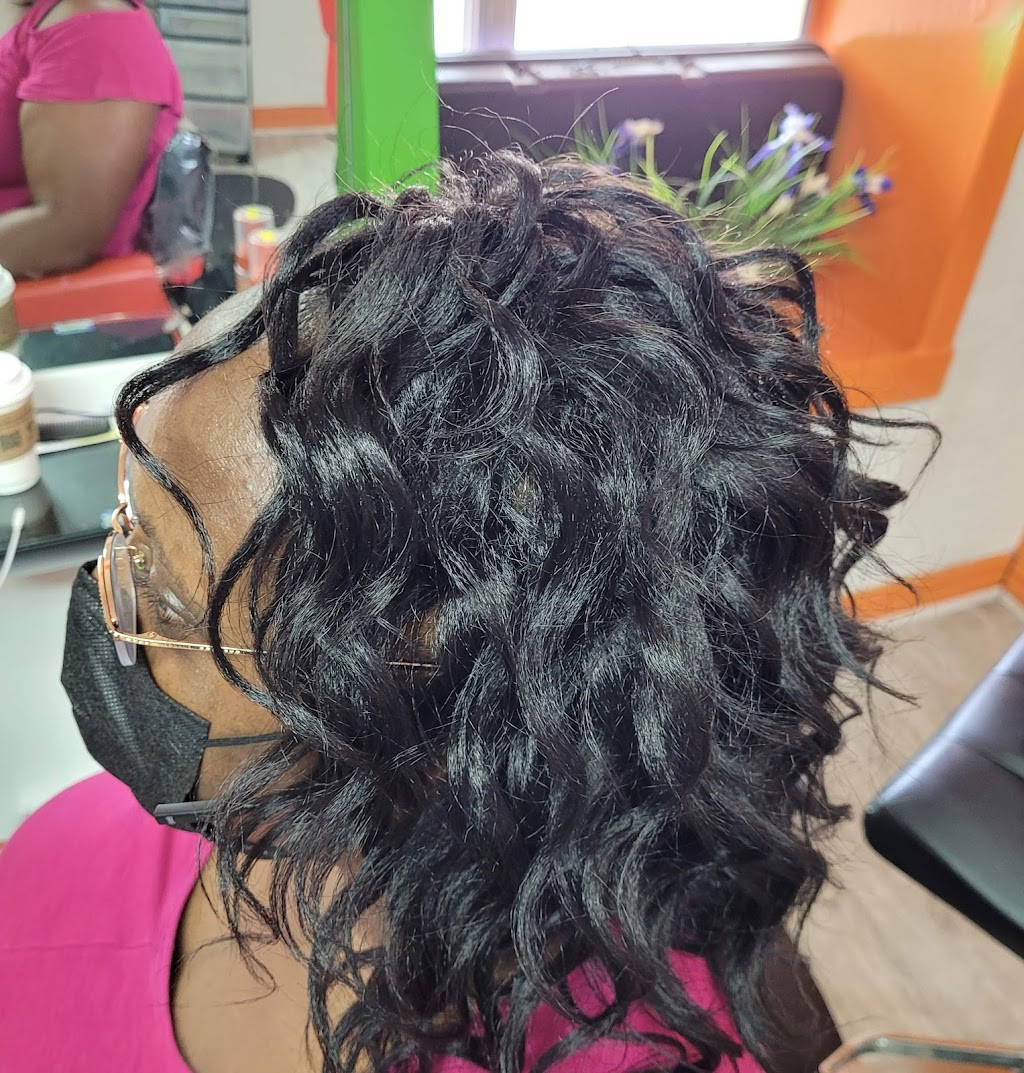 ABBIES BRAIDS AND WEAVE SALON | 1002 Tennessee Trail, Arlington, TX 76017, USA | Phone: (469) 863-0944