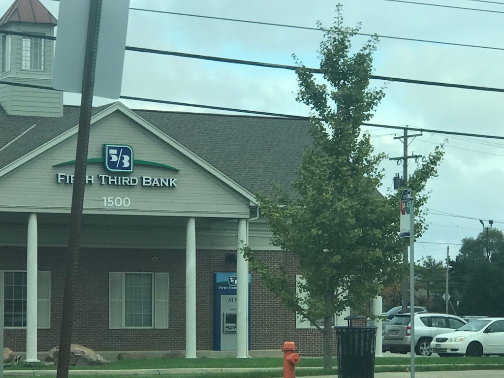 Fifth Third Bank & ATM | 1500 Morse Rd, Columbus, OH 43229, USA | Phone: (614) 885-3419