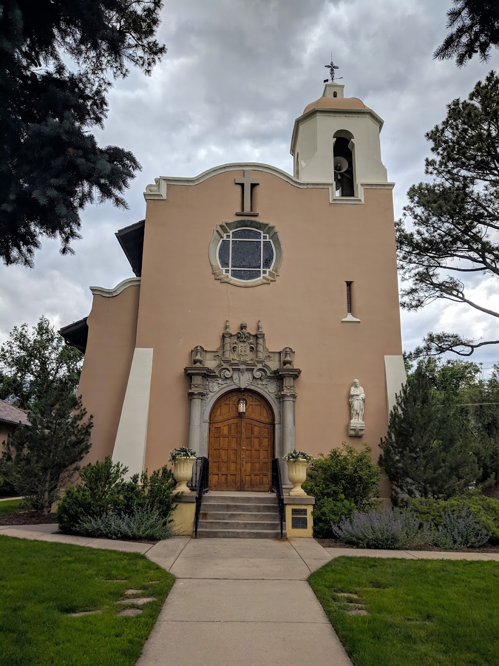 St. Paul Catholic Church | 9 El Pomar Rd, Colorado Springs, CO 80906, USA | Phone: (719) 471-9700