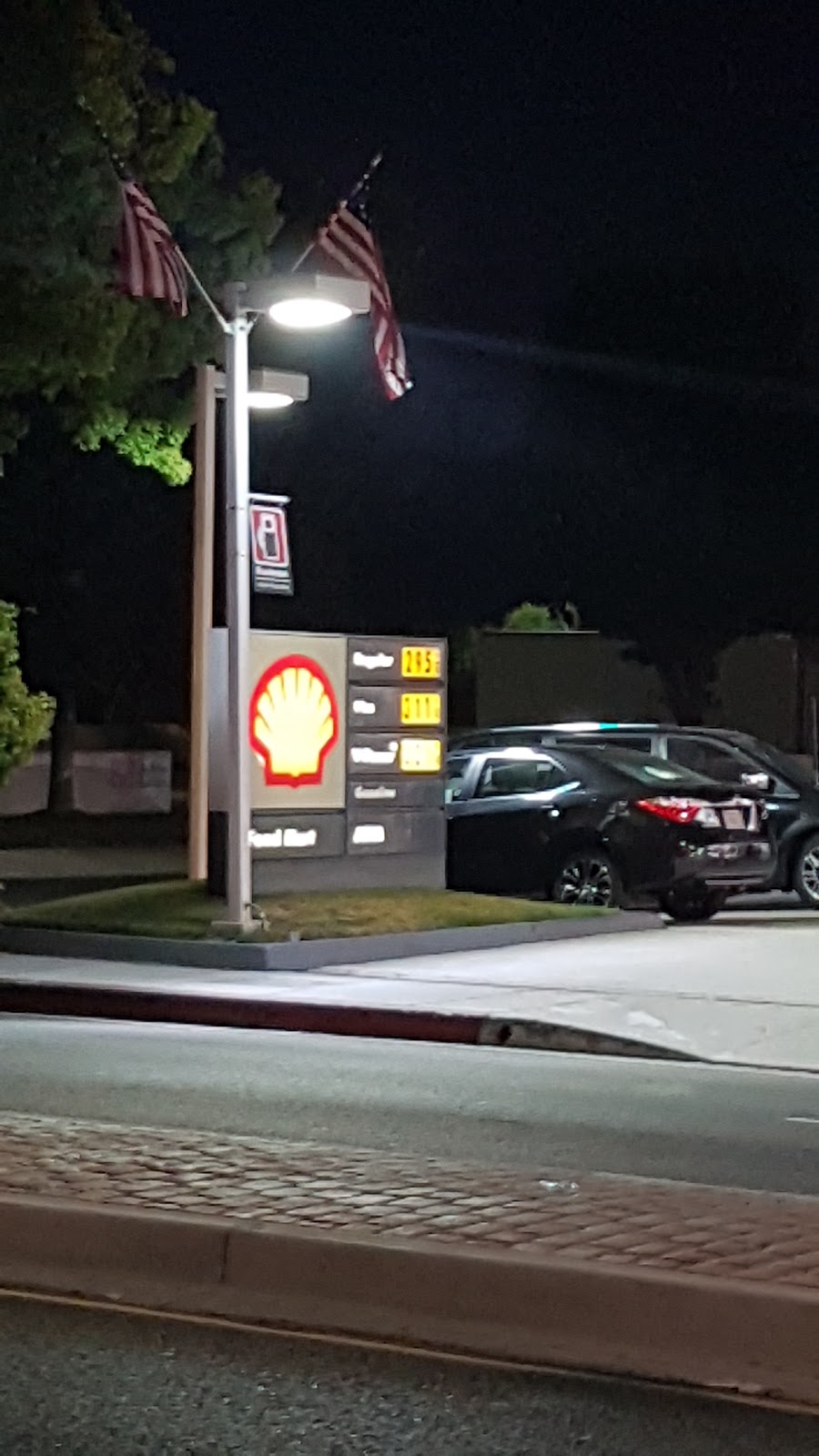 Shell | 625 N Pacific Ave, Glendale, CA 91203, USA | Phone: (818) 242-9874
