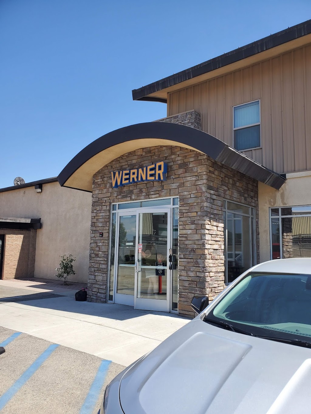 Werner Enterprises, Inc. | 10251 Calabash Ave, Fontana, CA 92335, USA | Phone: (909) 823-4995