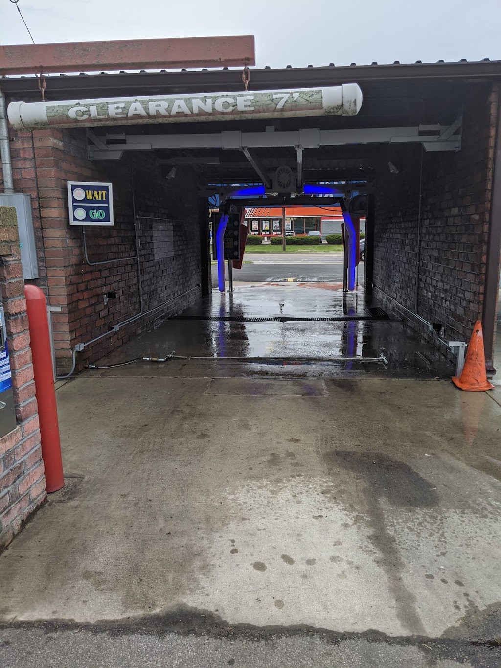 Reynold Road Car Wash | 616 N Reynolds Rd, Toledo, OH 43615 | Phone: (567) 218-1940