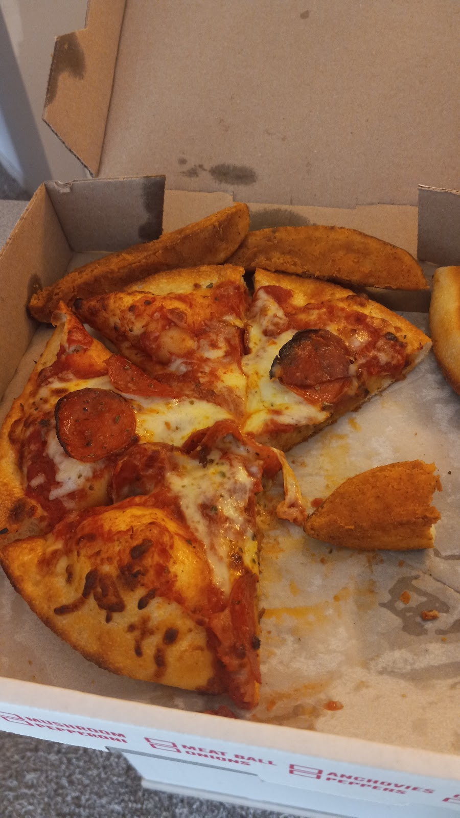 Nicks Pizza | 4223 S Cleveland Massillon Rd, Norton, OH 44203, USA | Phone: (330) 825-8141