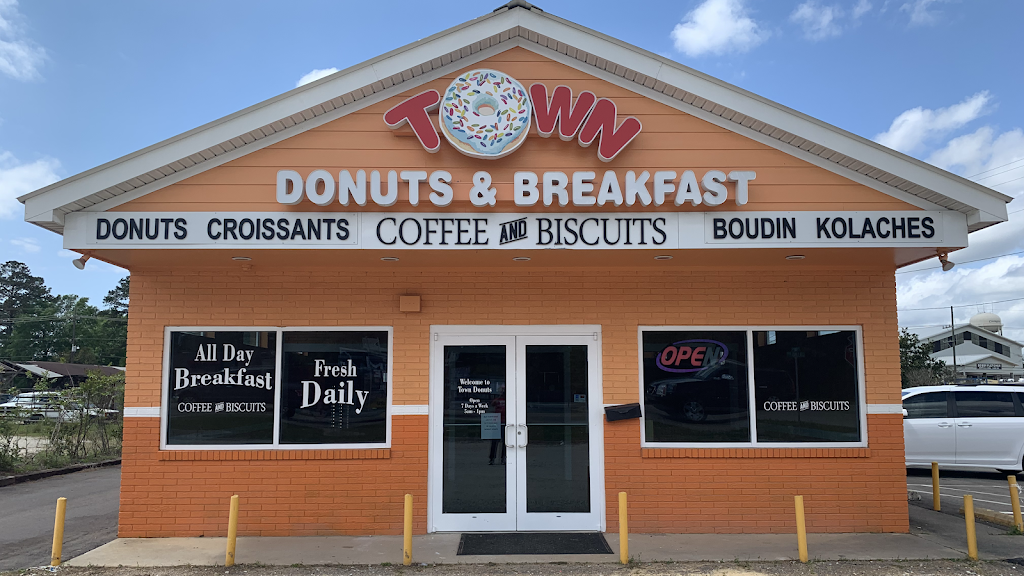 Town Donut & Breakfast Covington | 1251 N Collins Blvd, Covington, LA 70433, USA | Phone: (985) 893-6835