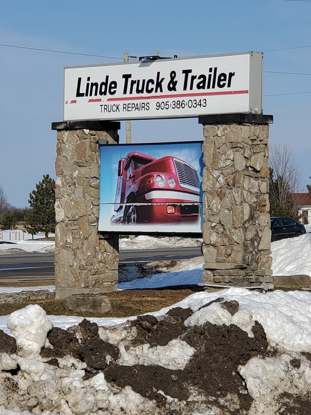 Linde Truck & Trailer | 4426 RR 20, Saint Anns, ON L0R 1Y0, Canada | Phone: (905) 386-0343