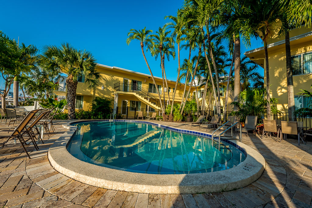 The Villas Las Olas Hotel Apart | 1 Isle of Venice Dr, Fort Lauderdale, FL 33301, USA | Phone: (954) 800-2121