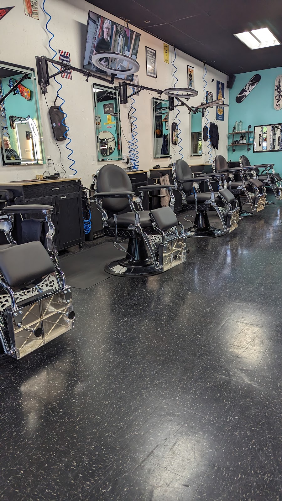 Thunder 6 Barber Shop | 427 College Blvd, Oceanside, CA 92057, USA | Phone: (760) 726-9936