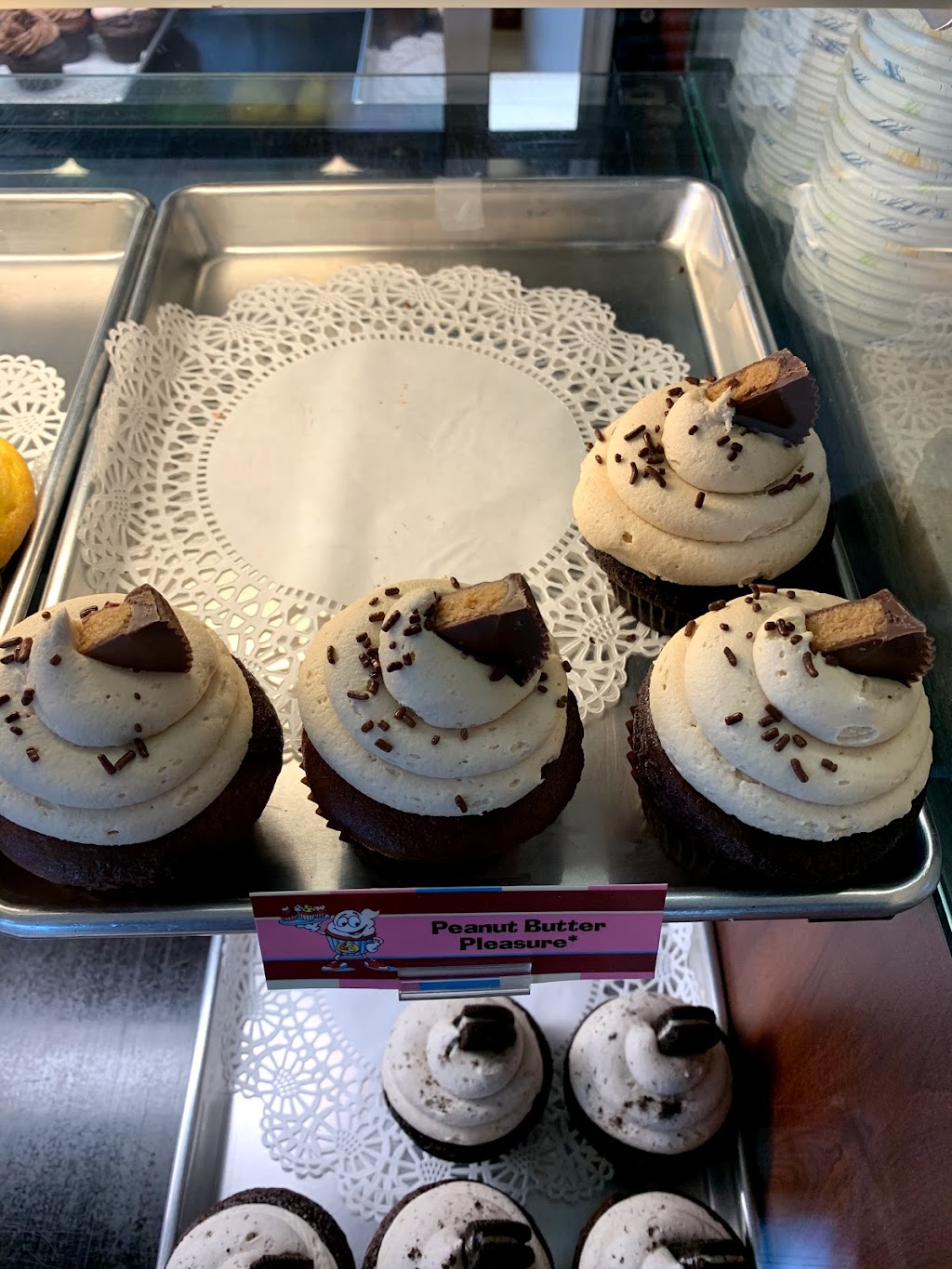 Cupcake Charlies | 6 Town Wharf, Plymouth, MA 02360 | Phone: (508) 747-9225