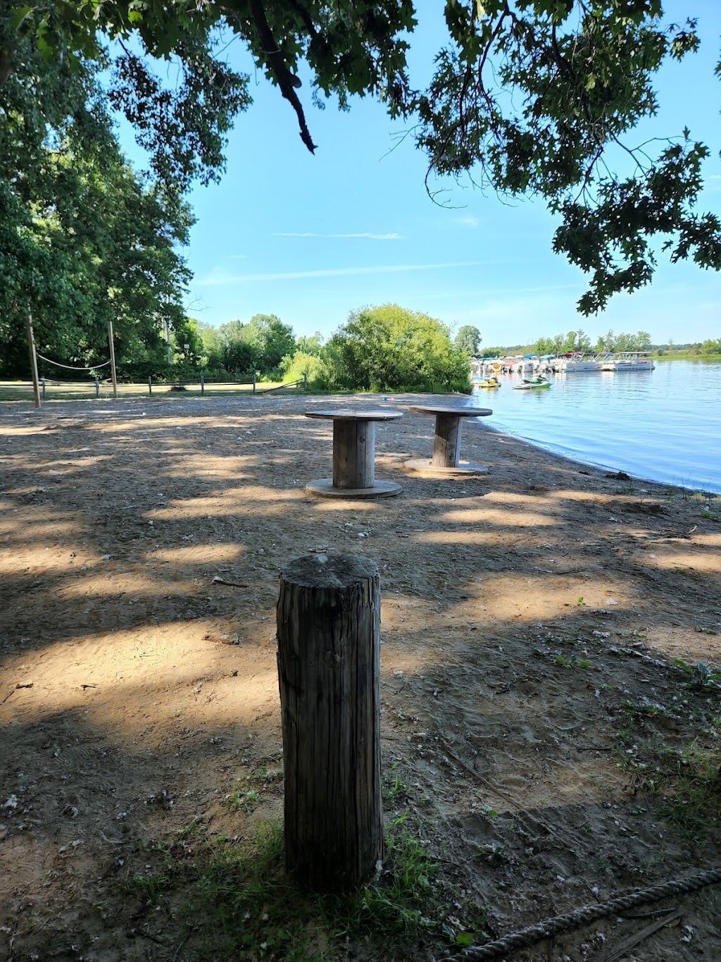 Robinhood of Sherwood Forest | 7945 Dunn Rd, Munith, MI 49259, USA | Phone: (517) 596-2165