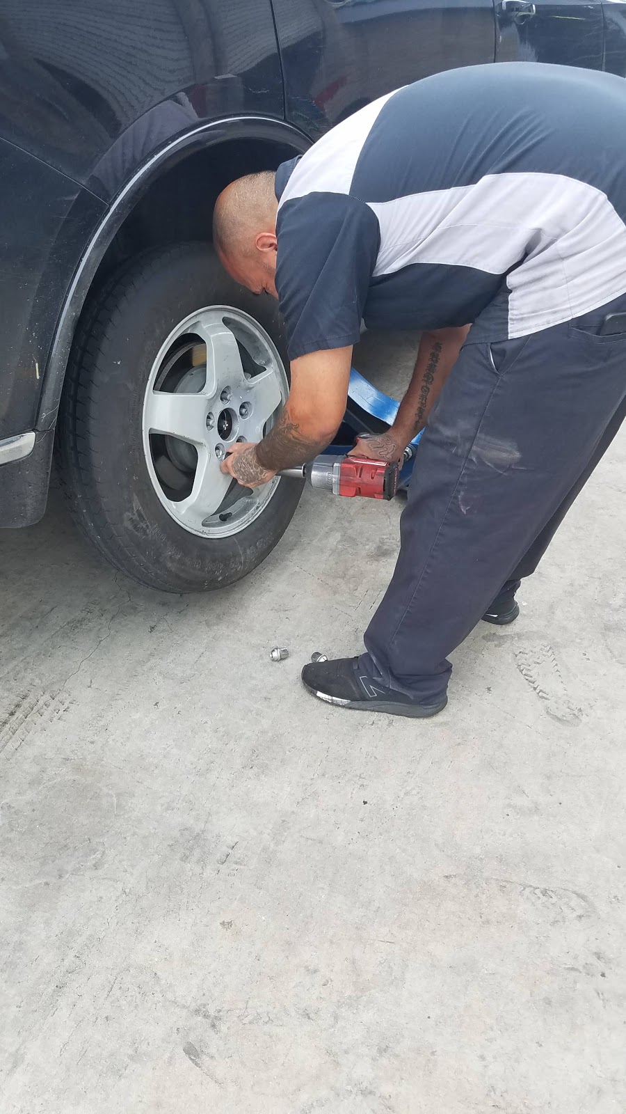 Pro Tire & Wheel | 13853 Magnolia Ave, Corona, CA 92879, USA | Phone: (951) 272-1441