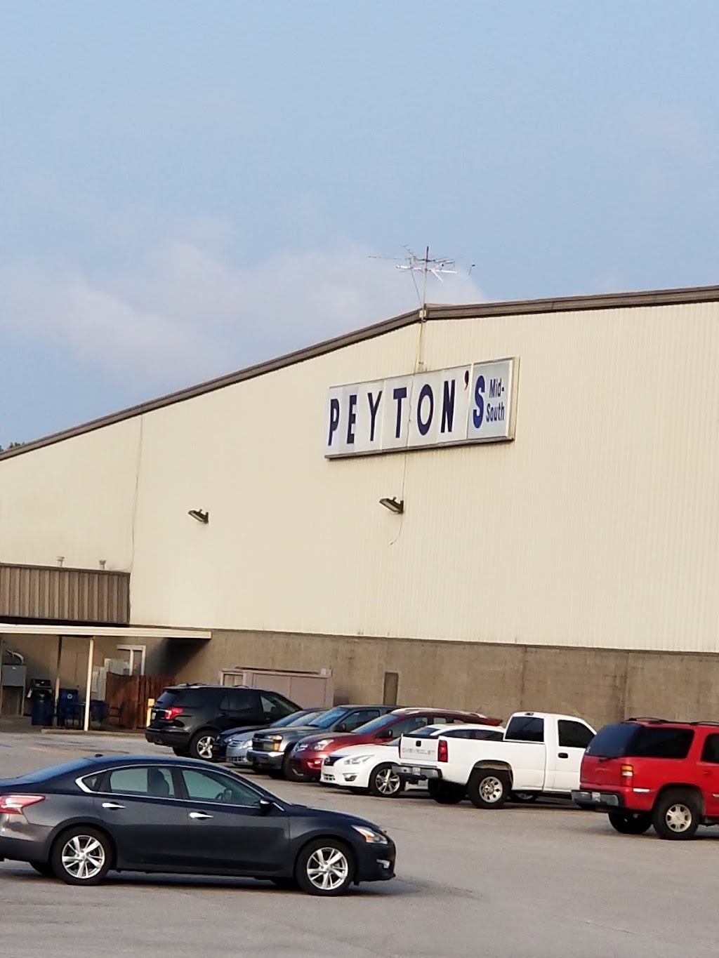 Peytons Mid-South Company Entry Gate | 120 Kirby Dr, Portland, TN 37148, USA | Phone: (615) 325-8100