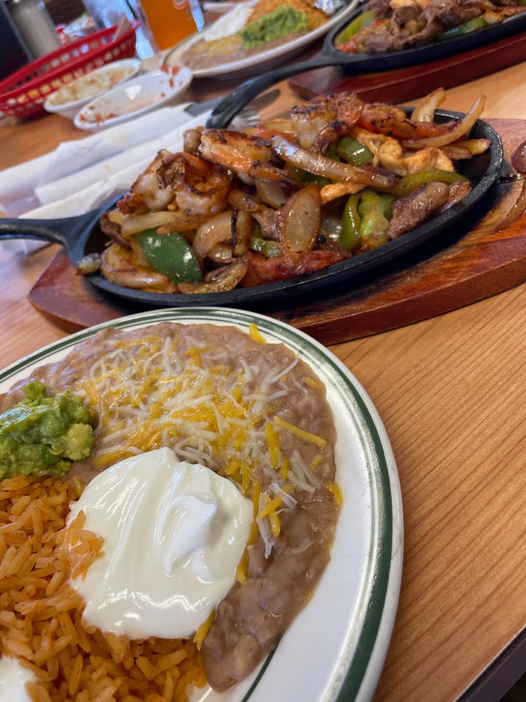 Raul’s Taco | 11619 Rancho Rd, Adelanto, CA 92301, USA | Phone: (760) 246-0053