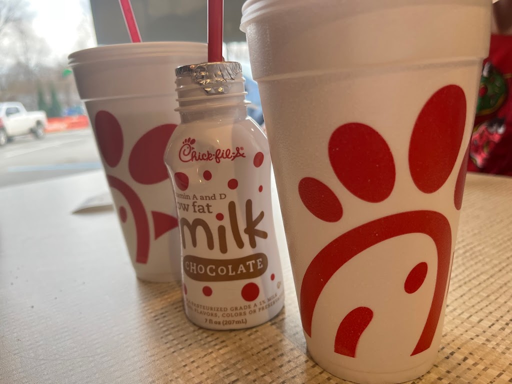 Chick-fil-A | 7901 Bardstown Rd, Louisville, KY 40291, USA | Phone: (502) 231-1191