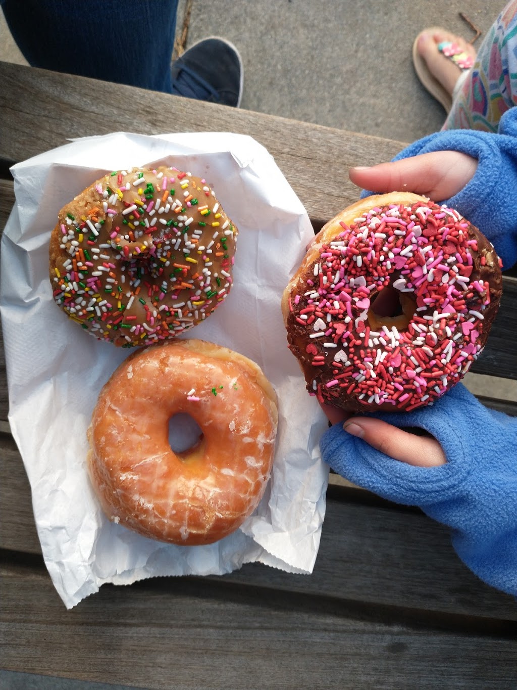 Donut Wheel | 10250 N De Anza Blvd, Cupertino, CA 95014, USA | Phone: (408) 252-8193