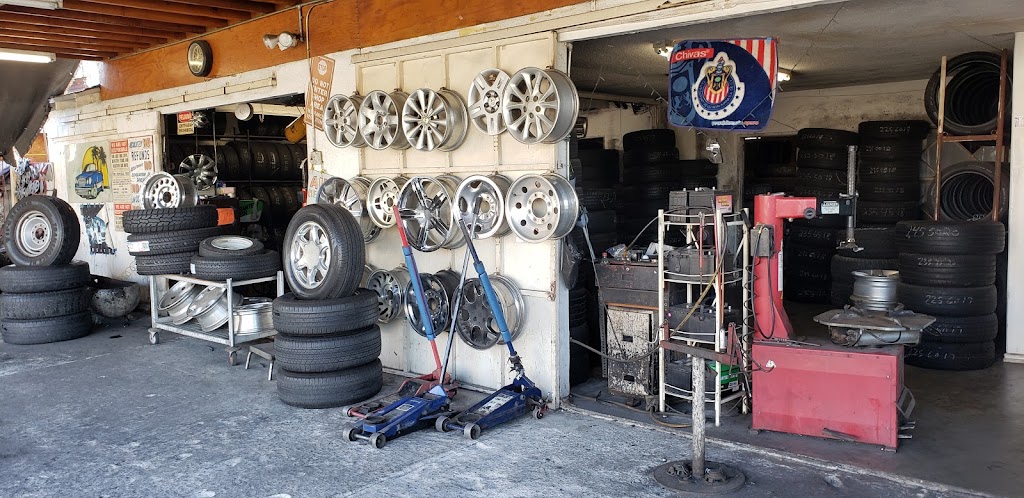 Del Valle Tires | 260 S San Antonio Ave, Pomona, CA 91766, USA | Phone: (909) 865-2685