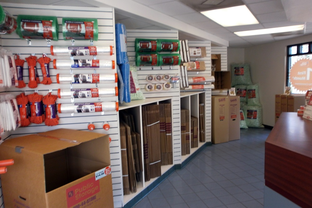 Public Storage | 940 Professional Pl, Chesapeake, VA 23320, USA | Phone: (757) 401-4862