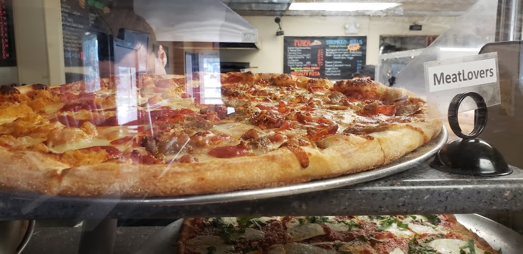 Loveys Pizza & Grill | 91 W Hanover Ave, Morris Plains, NJ 07950, USA | Phone: (973) 455-0677